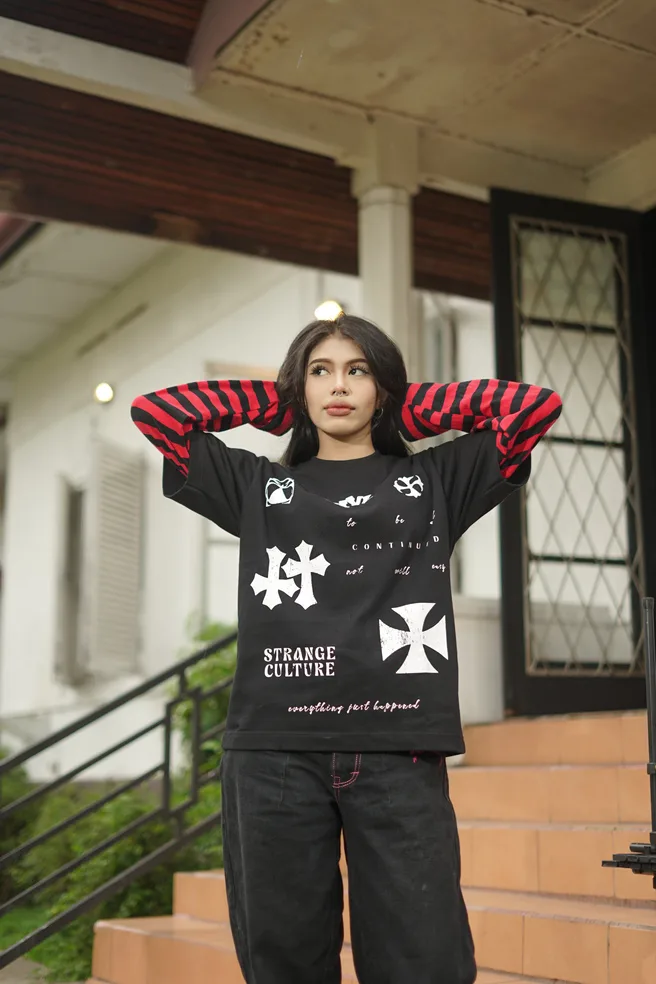 TS : black layout ar - 10